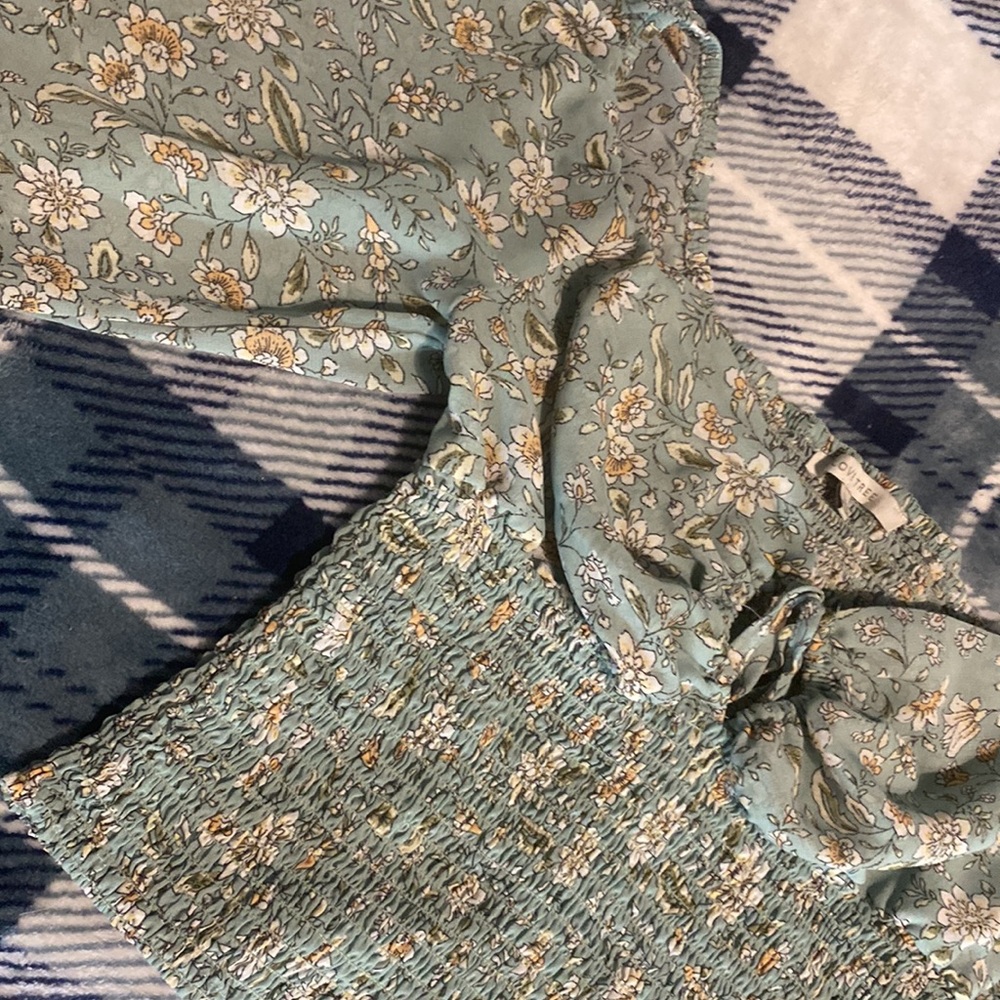Large blouse - Picture 3 of 3